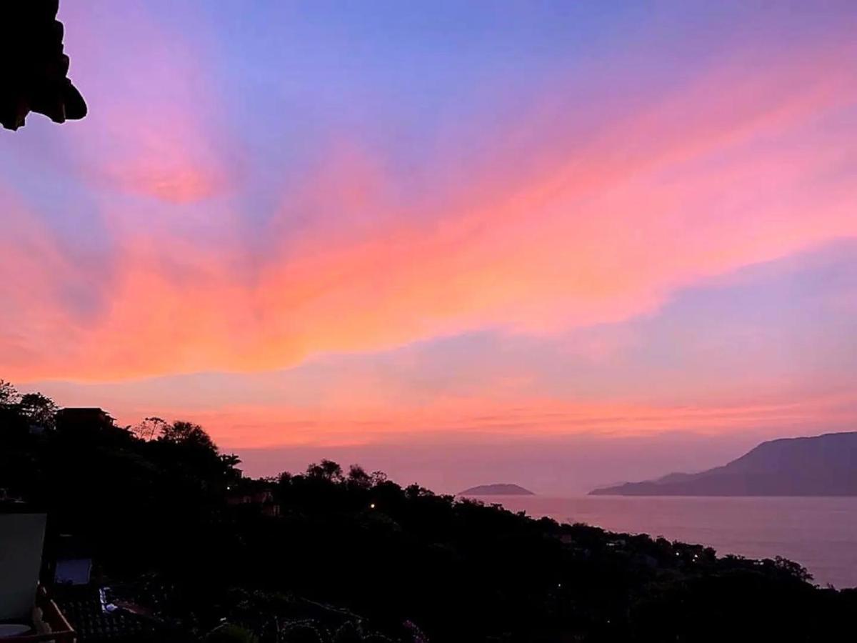 Bangalô duplex, vista para o mar, Yacamim, Praia do Curral, Ilhabela Extérieur photo
