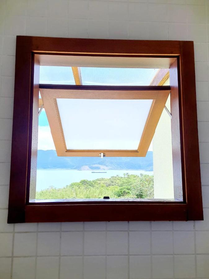 Bangalô duplex, vista para o mar, Yacamim, Praia do Curral, Ilhabela Extérieur photo